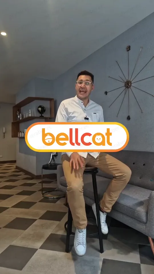 Video comercial empresarial editado con elementos gráficos